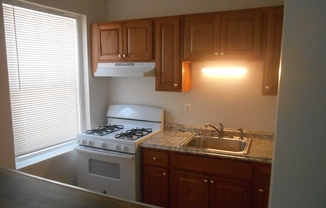 1 bed, 1 bath, 500 sqft, $2,000, Unit 24