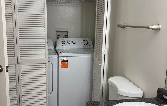 1 bed, 1 bath, 858 sqft, $1,550, Unit 515
