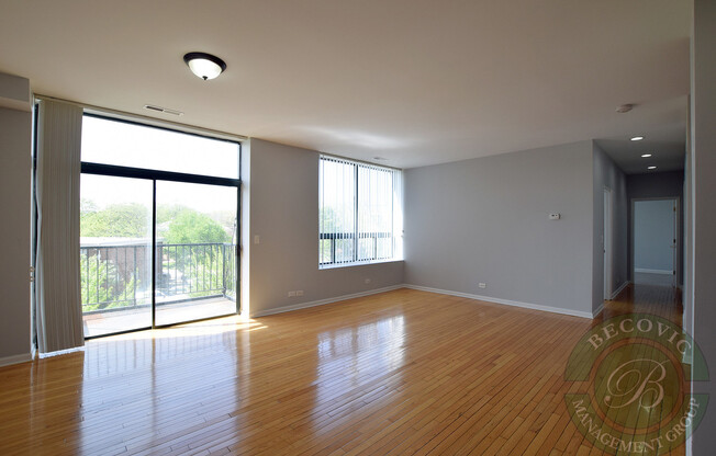 2 beds, 2 baths, 900 sqft, $2,500, Unit 203