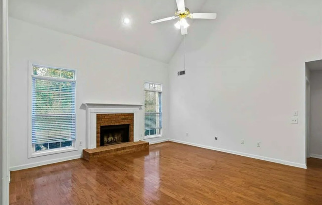 888 SADDLEBRED WAY