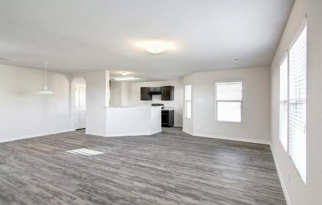 4136 TWINLEAF DR