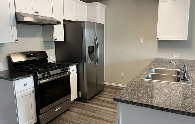 Cozy and conveniently located home ready for immediate move-in