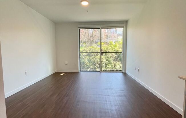 1 bed, 1 bath, 583 sqft, $1,995, Unit 301 - MFTE