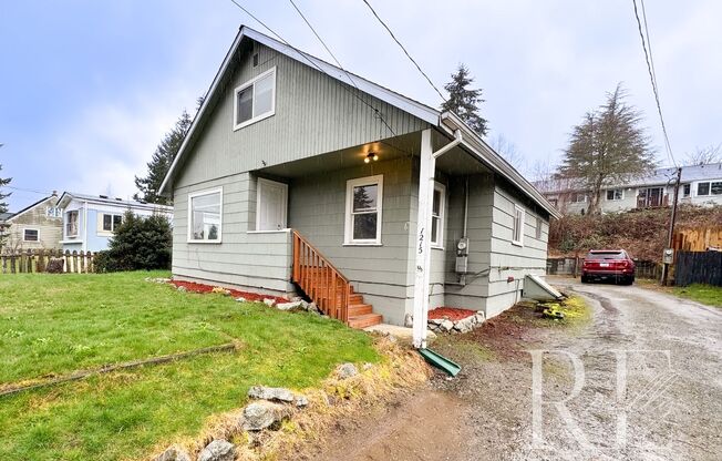 Charming & Spacious: A Home Full of Character and Warmth