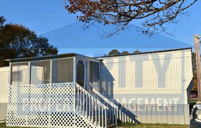 Single-level two bedroom in Old Fort