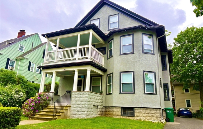 308 HIGH ST