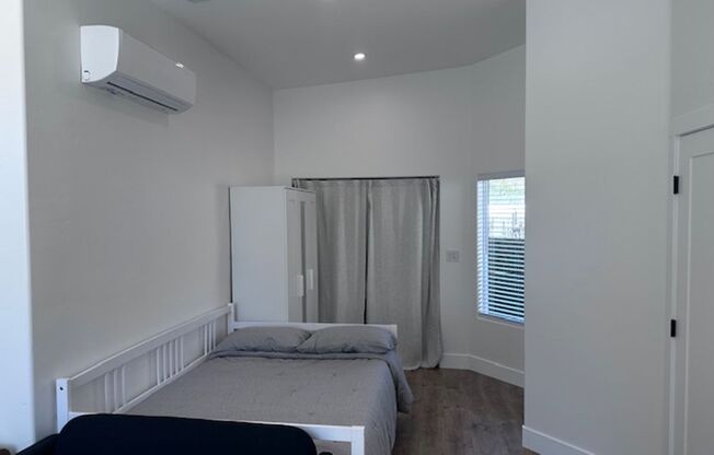 Detached Studio Home!