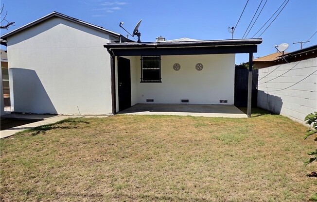 11106 HARVARD BLVD