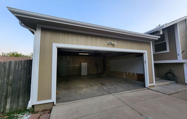 Huge 3 Bed 2 Bath Home With Patio, Deck, and More!
