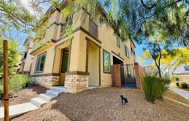 Stunning 3-Story Home in Inspirada! $500 OFF FIRST FULL MONTH'S RENT IF LEASED BY 5/31/25!