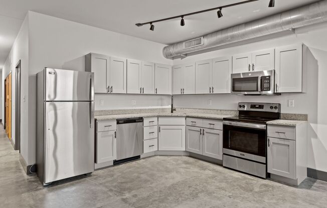 1 bed, 1 bath, 930 sqft, $1,349, Unit 114