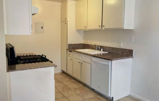 2 beds, 2 baths, $2,650