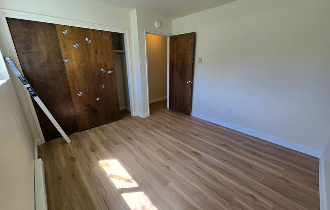 1 bed, 1 bath, 650 sqft, $1,100, Unit 102