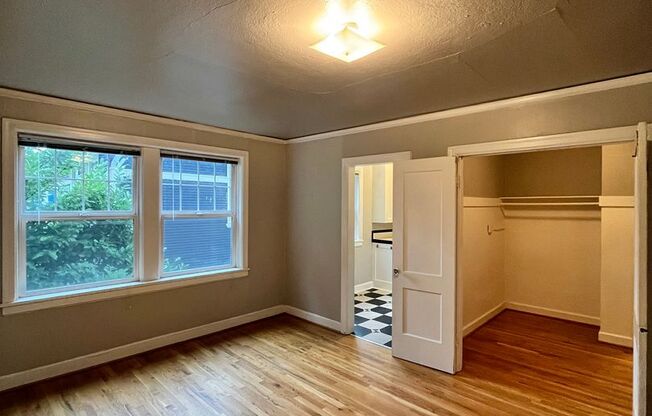 Studio, 1 bath, $1,195, Unit 205