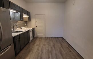 1 bed, 1 bath, 317 sqft, $1,150, Unit Unit 8