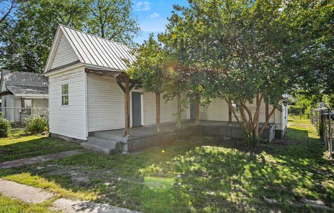 Large Highland Park 4 Bedroom