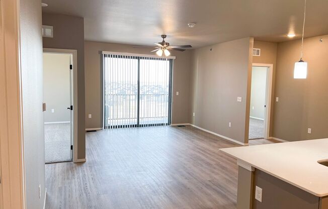 2 beds, 2 baths, 1,092 sqft, $1,750, Unit Bldg 5 Apt 5300