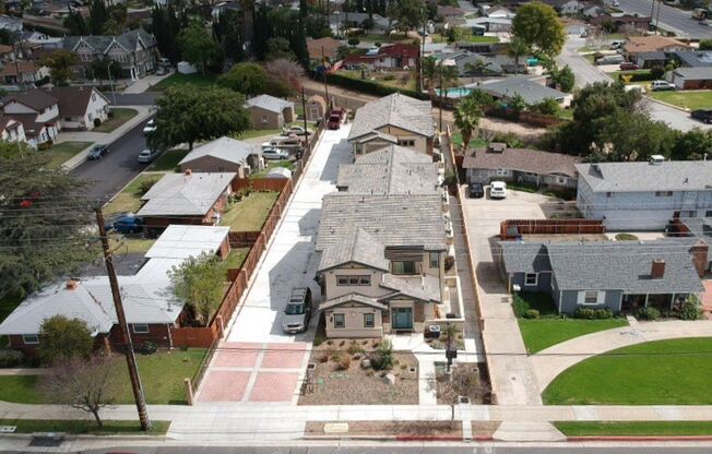 308 S. Barranca Ave