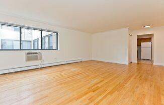 1 bed, 1 bath, $1,610, Unit 406