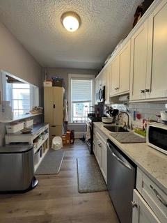 3 beds, 1 bath, 1,200 sqft, $2,900