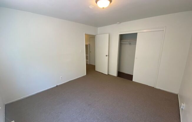 2 beds, 1 bath, 800 sqft, $2,350, Unit Unit 2