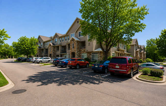 Charming 2 Bedroom 3 Bath in Denver!