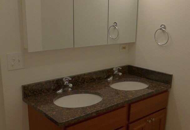 2 beds, 1 bath, 900 sqft, $1,795, Unit 1A