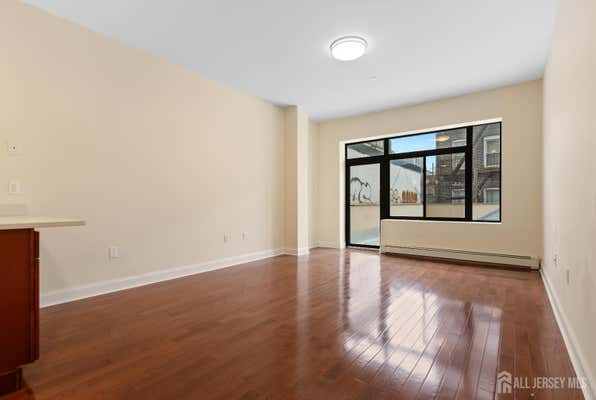 62 N 9 ST