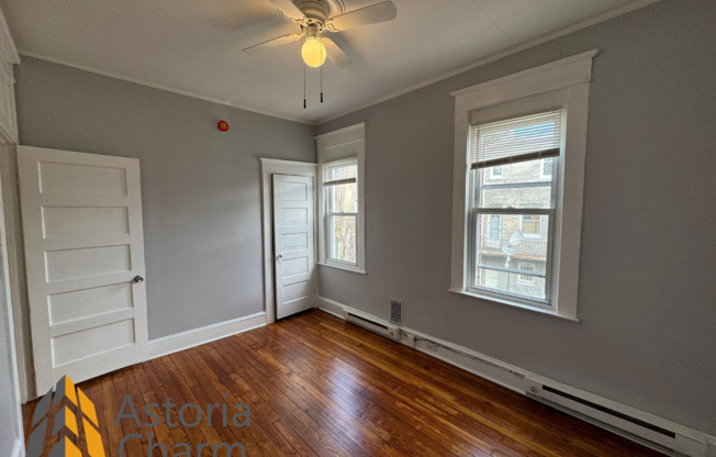 3 beds, 1 bath, $1,600