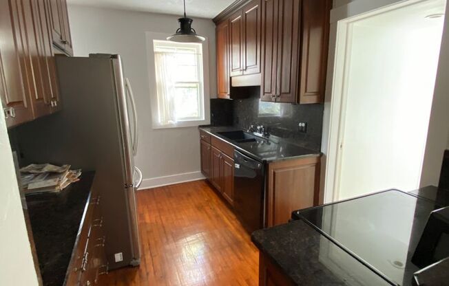 3 beds, 2 baths, $1,900