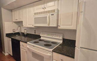 1 bed, 1 bath, 540 sqft, $2,300, Unit 310