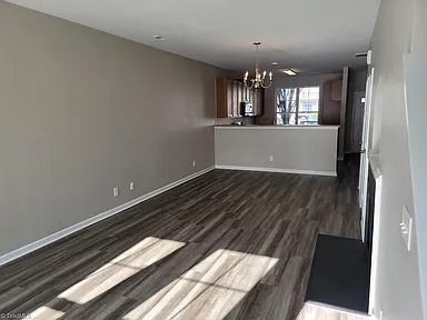 5580 FARMHOUSE TRL
