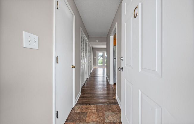 Timber Court Drive-280