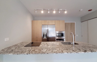 205 E ILLINOIS ST