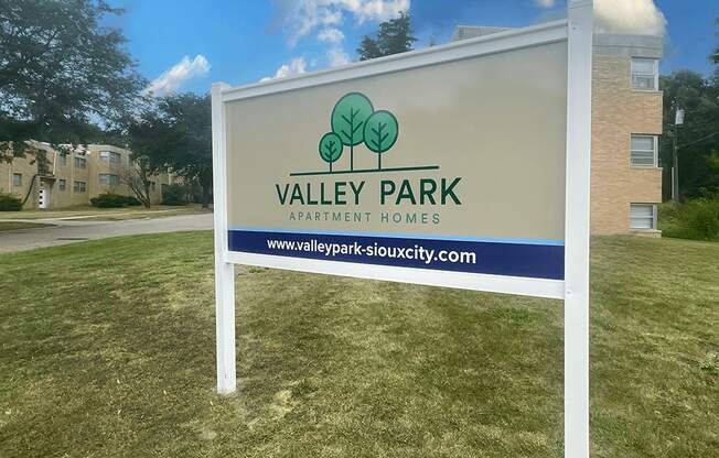 welcome sign for Valley Park Apartments