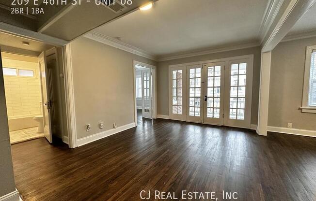 209 E 46 ST