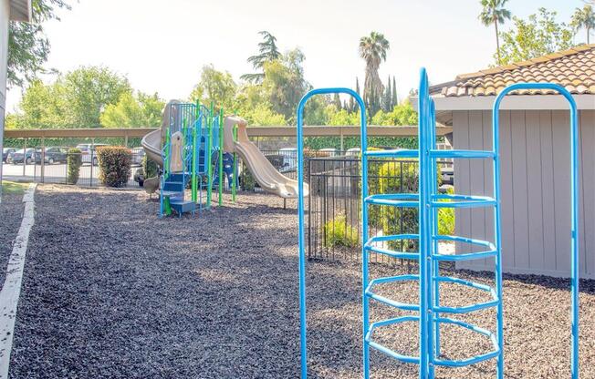 Play Area at Courtyard at Central Park Apartments, Fresno, CA, 93722