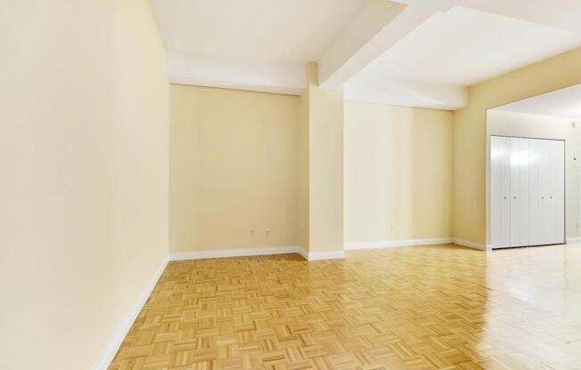 Studio, 1 bath, 532 sqft, $3,600, Unit 527