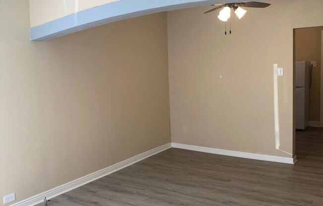 2350 Hegele St, Beaumont, TX 77705