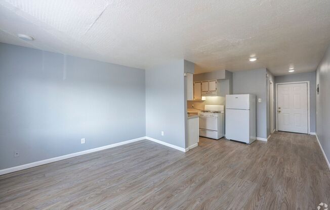Studio, 1 bath, 378 sqft, $749, Unit 212
