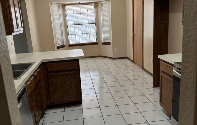 3 bed/2 bath in Yukon