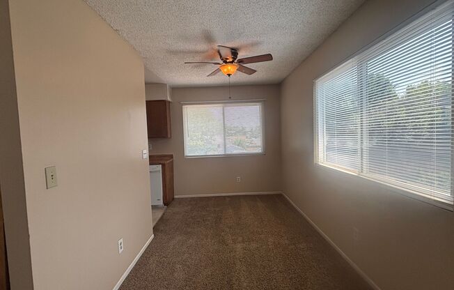 405 BONFOY AVE