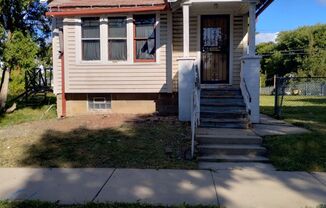 Updated 3-bedroom single family house available NOW!