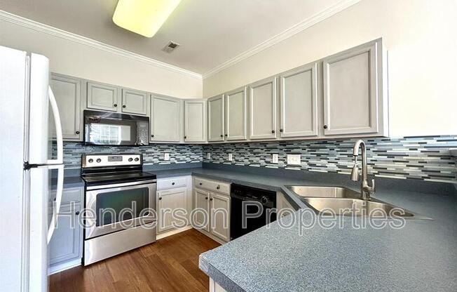 2132 SARDONY LN