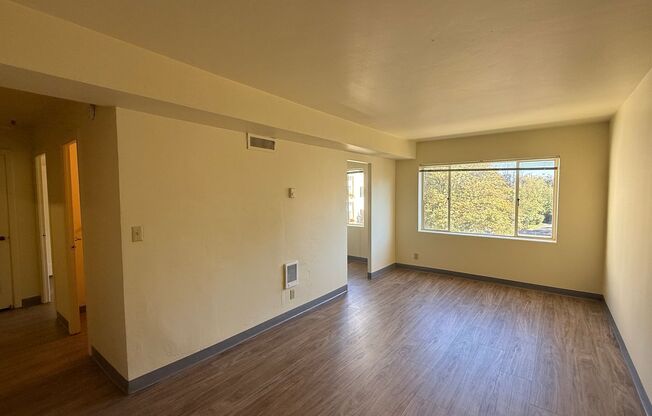 1 bed, 1 bath, 518 sqft, $1,217, Unit 403 1050