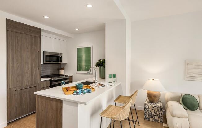1 bed, 1 bath, $6,950, Unit 3908