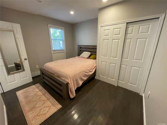 1 bed, 1 bath, $2,200