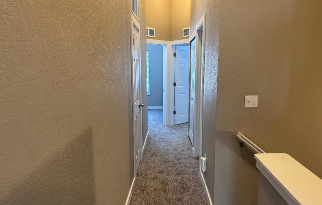231 RENDEZVOUS DR