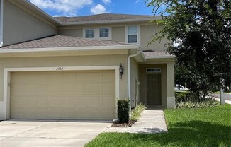 2102 LENNOX DL LN