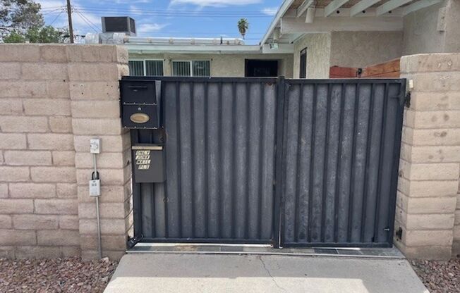 2283 Natalie Ave ! Single Story 4 Bed/ 3 Bath Home !